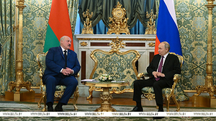 Александр Лукашенко заявил о народной поддержке в Беларуси курса на сотрудничество с Россией