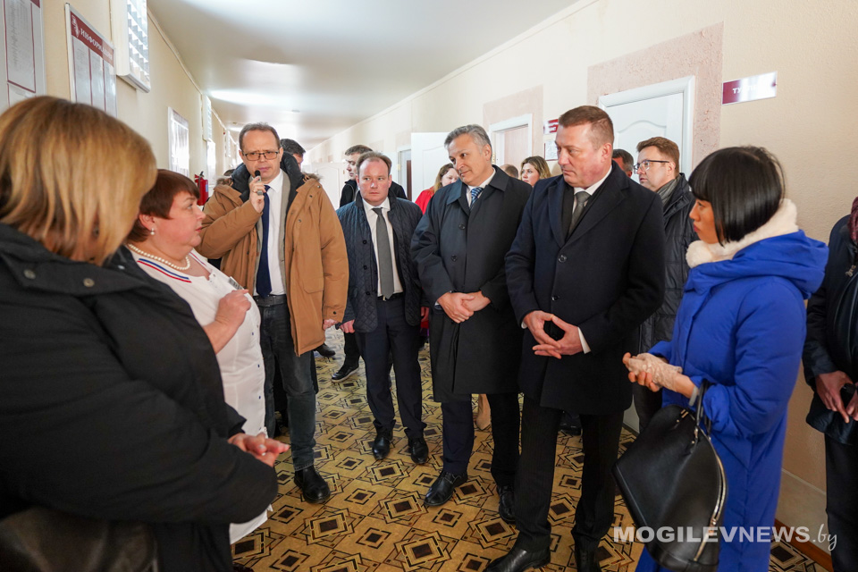 Представители Совета Республики и агентств ООН в Беларуси посетили социальные объекты Кировского района. Фото