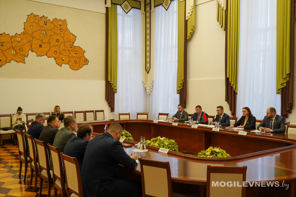 Делегация Смоленской области с рабочим визитом прибыла на Могилевщину. Фото