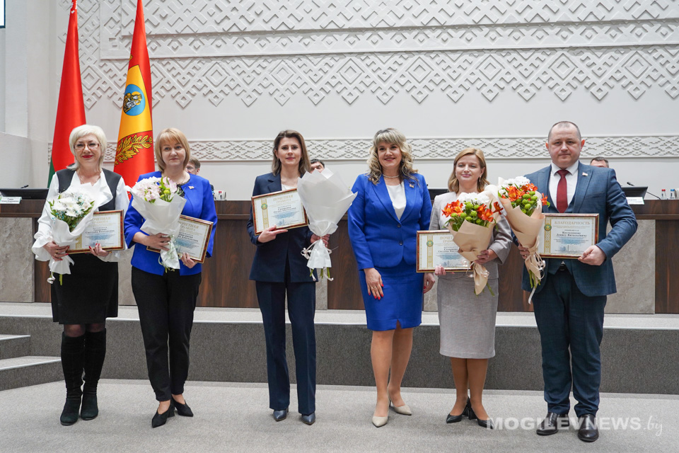 В Могилеве наградили победителей конкурсов среди госорганов и учреждений, входящих в систему комитета по труду, занятости и соцзащите Могоблисполкома. Фото