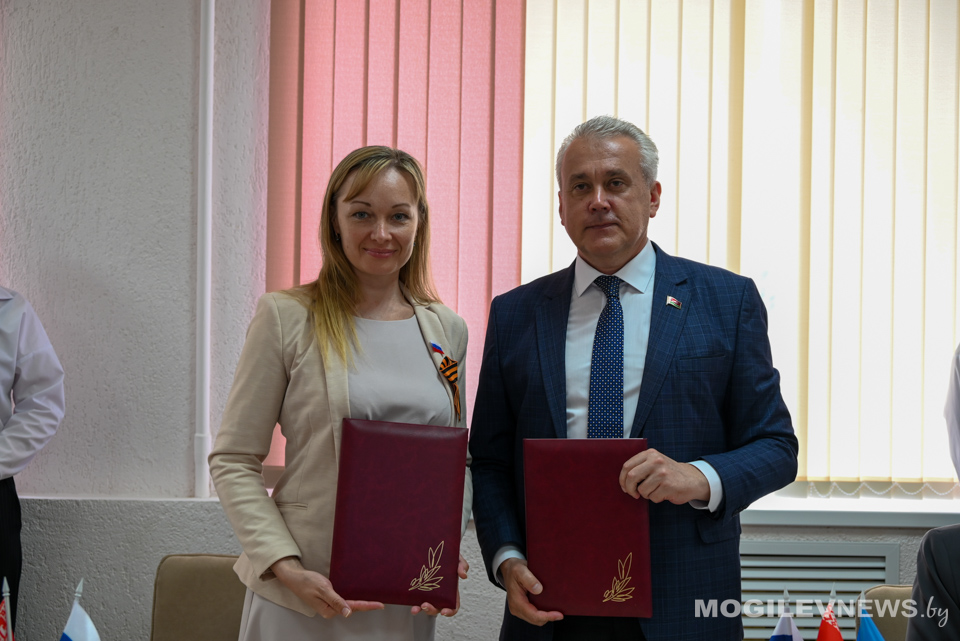 Профсоюзное сотрудничество вышло на новый уровень: Могилев и Смоленск подписали соглашение