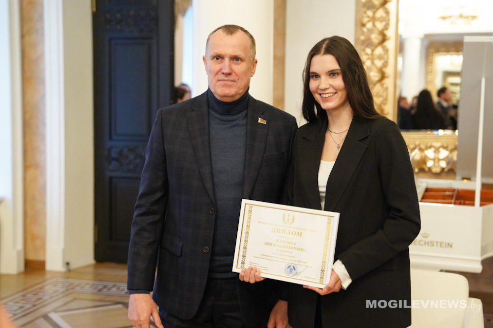 В Жиличах наградили лучших молодых специалистов региона. Фото