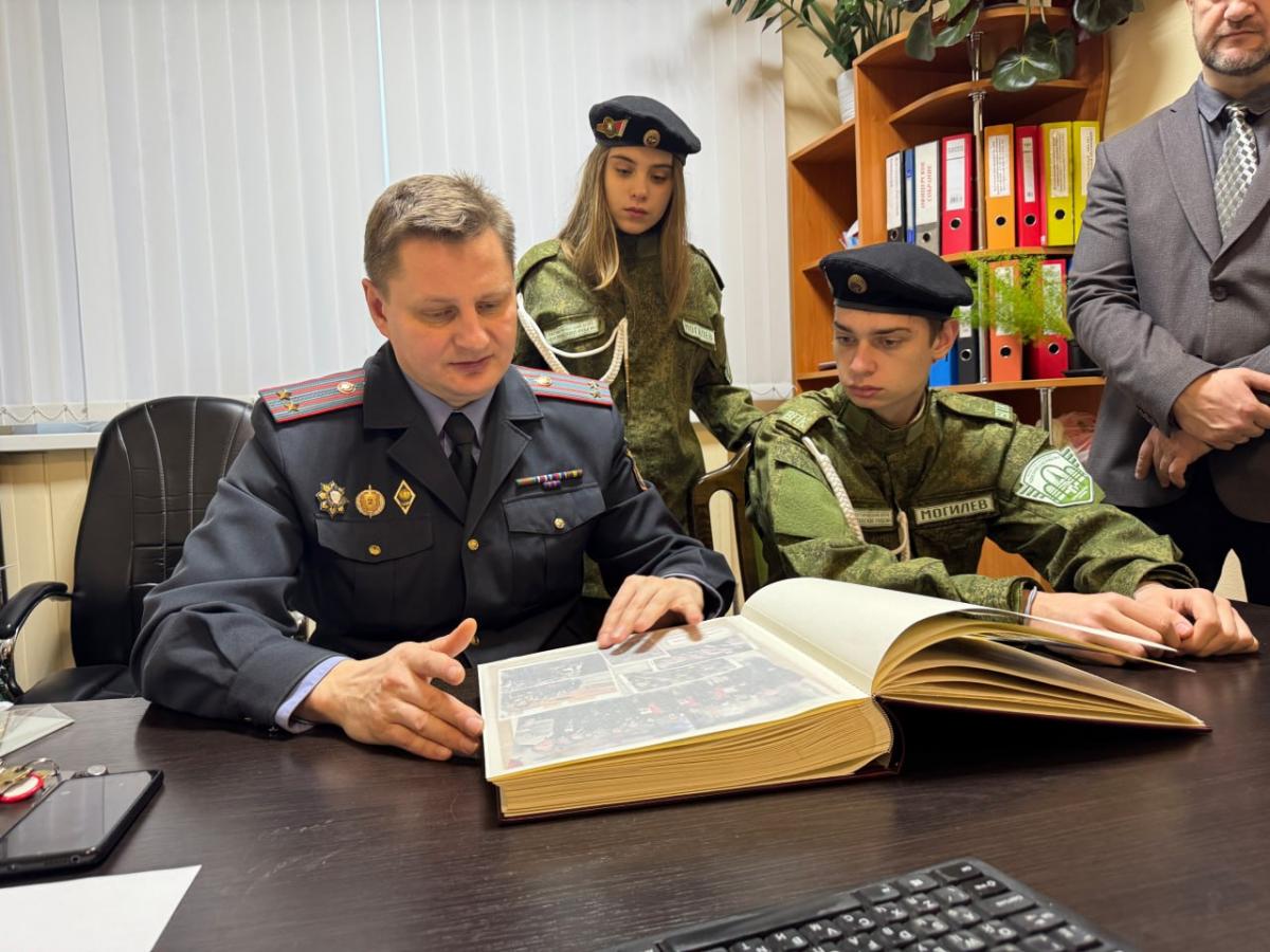 В Могилеве подвели итоги работы военно-патриотического клуба «Днепровский рубеж»