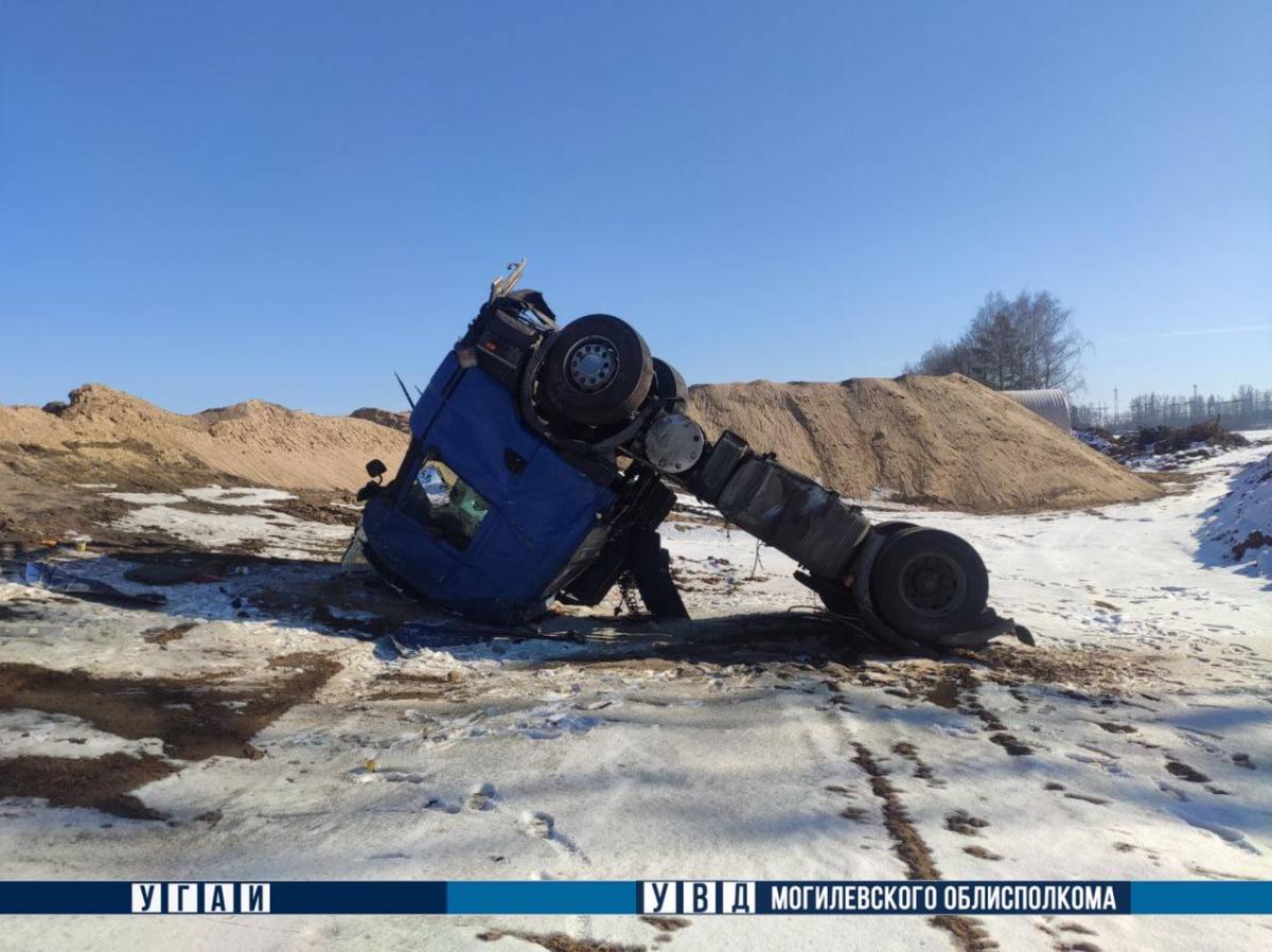 В Могилевском районе перевернулся автомобиль — обошлось без жертв