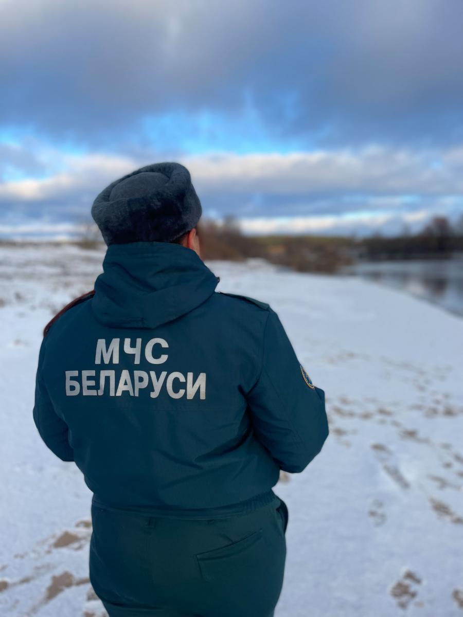 Безопасная зимняя рыбалка. Профилактический рейд в Могилевском районе провело МЧС