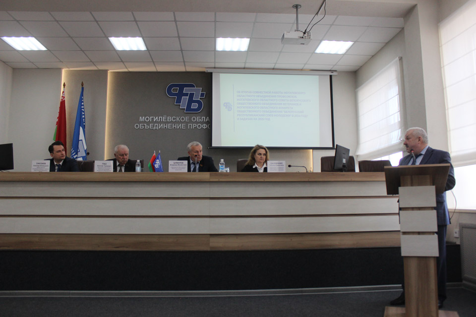 Трехстороннее соглашение о сотрудничестве подписали профсоюзы, ветераны и молодежь Могилевщины