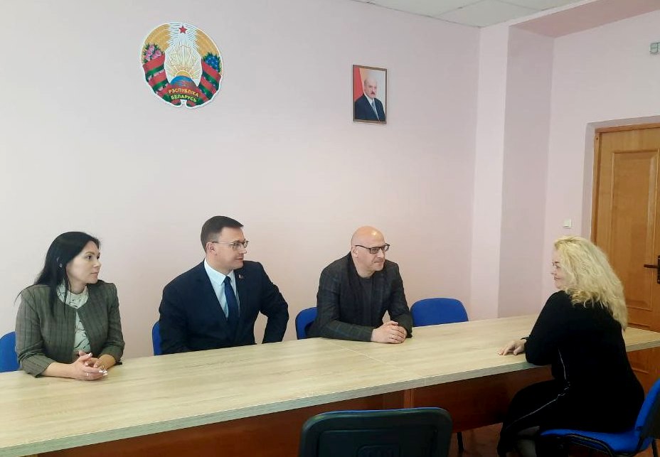 Вопросы об изменении режима работы, установлении неполного рабочего времени поднимали граждане в ходе профсоюзного приема