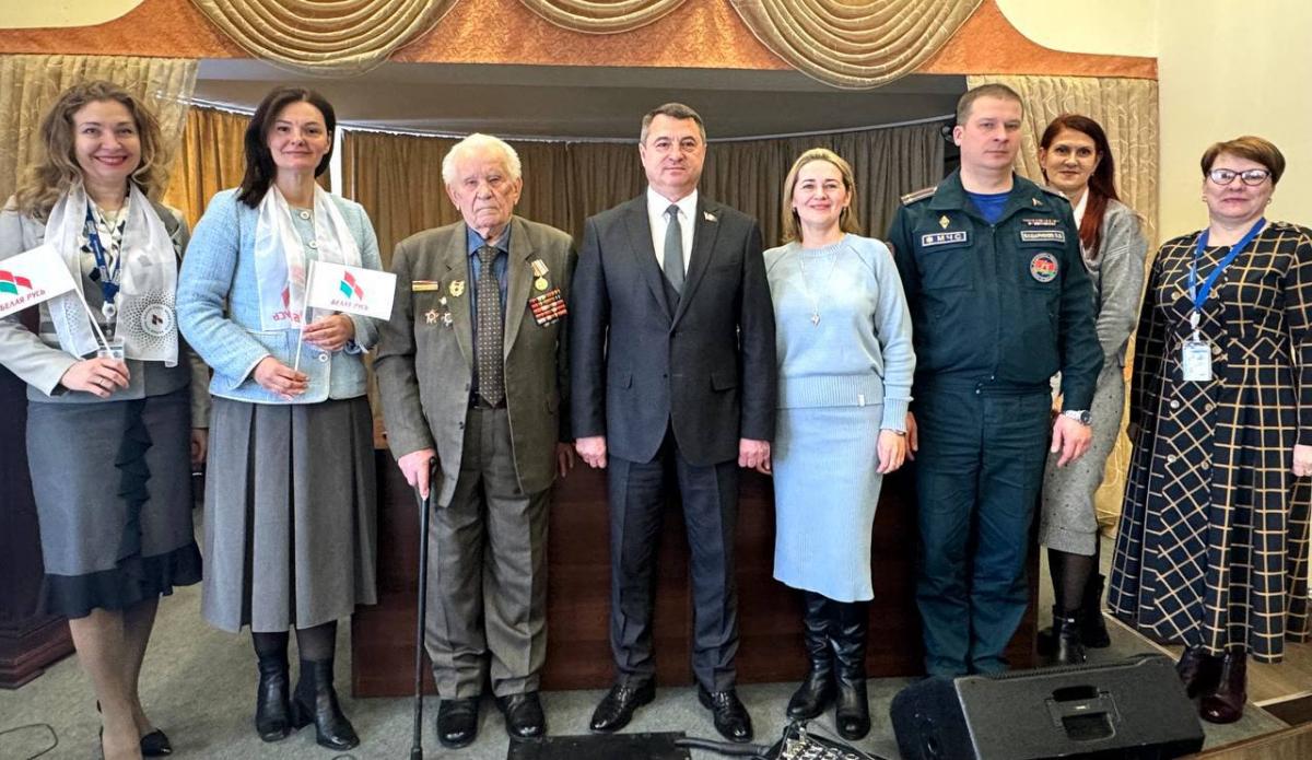 Александр Горошкин посетил ОАО «Бабушкина крынка» и встретился с трудовым коллективом предприятия