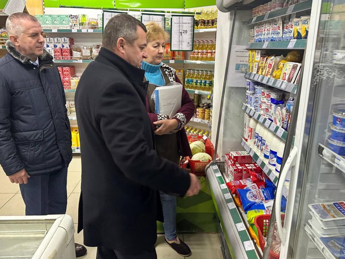Александр Горошкин провел мониторинг цен в Краснополье и Хотимске
