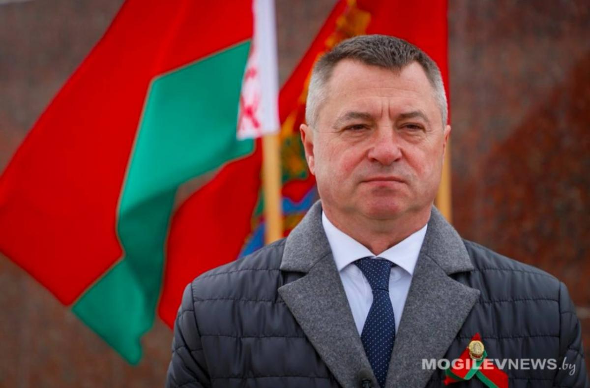 Александр Горошкин: «Правовым фундаментом единства и процветания является Конституция»