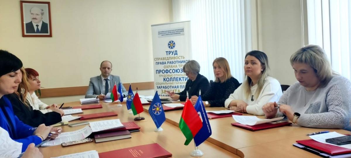 Более 70 нарушений законодательства об охране труда выявлено Могилевской облорганизацией Белорусского профсоюза работников ЖКХ и сферы обслуживания