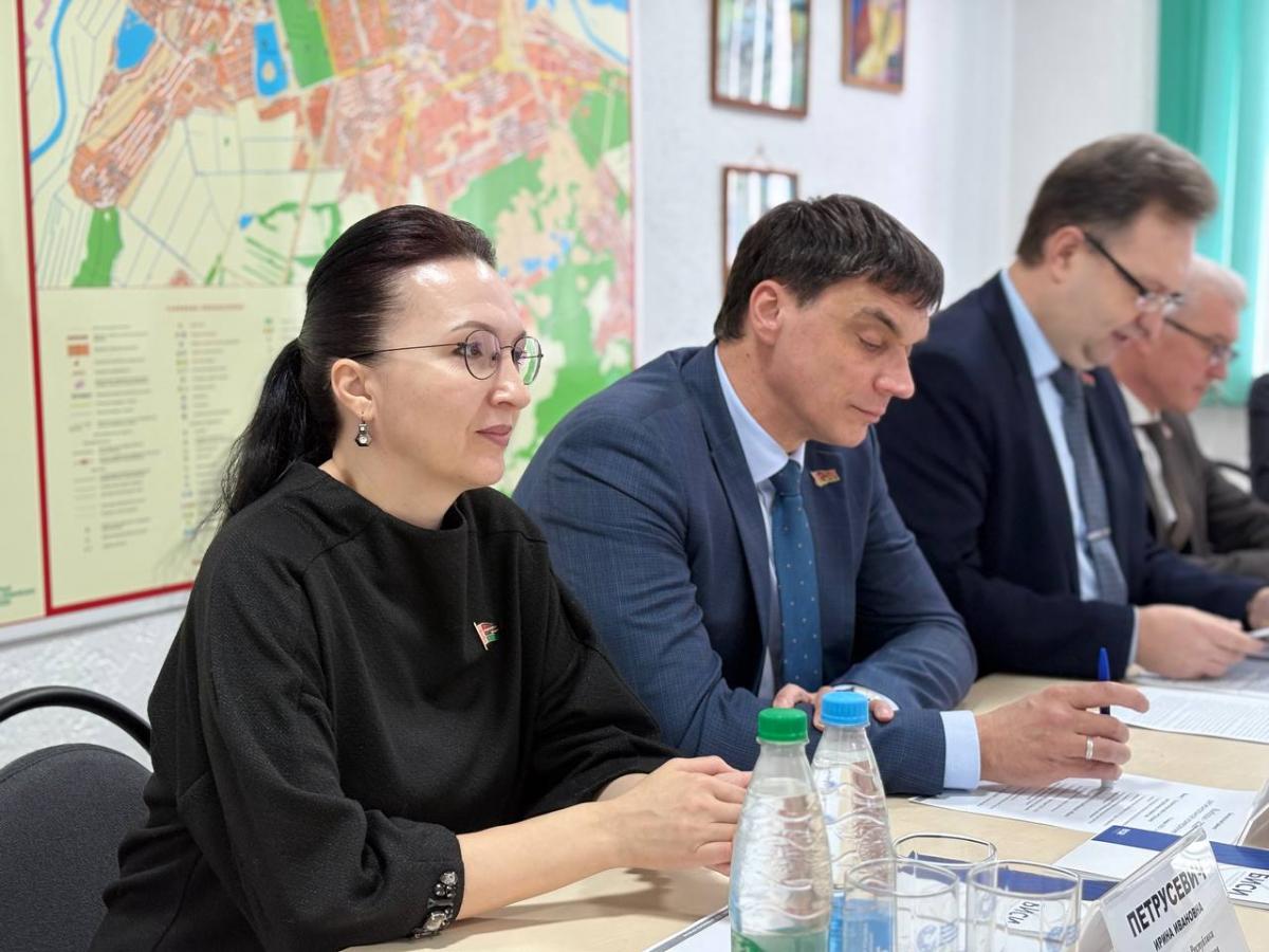 Экспертный диалог: «Выборы-2025: региональное измерение» состоялся в Могилеве. Фото