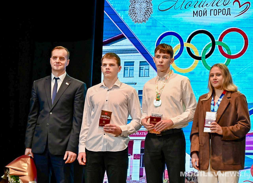 «Мы верим твердо в героев спорта!» Лучших спортсменов и тренеров Могилевского государственного училища олимпийского резерва чествовали в Могилеве