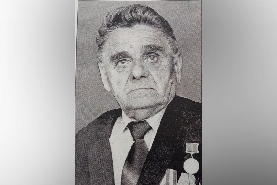 Многие материалы для газеты рождались в боевых походах. Павел ТРАЦЕВСКИЙ