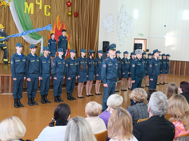 Церемония посвящения в учащиеся профильного класса прошла в школе №28 Бобруйска