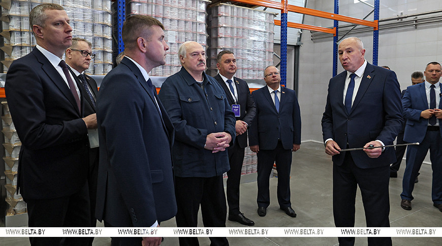 Область, район, предприятие. Подробности поездки Лукашенко в Волковысский район