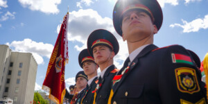 День Победы: торжественный марш в Могилеве. Фото