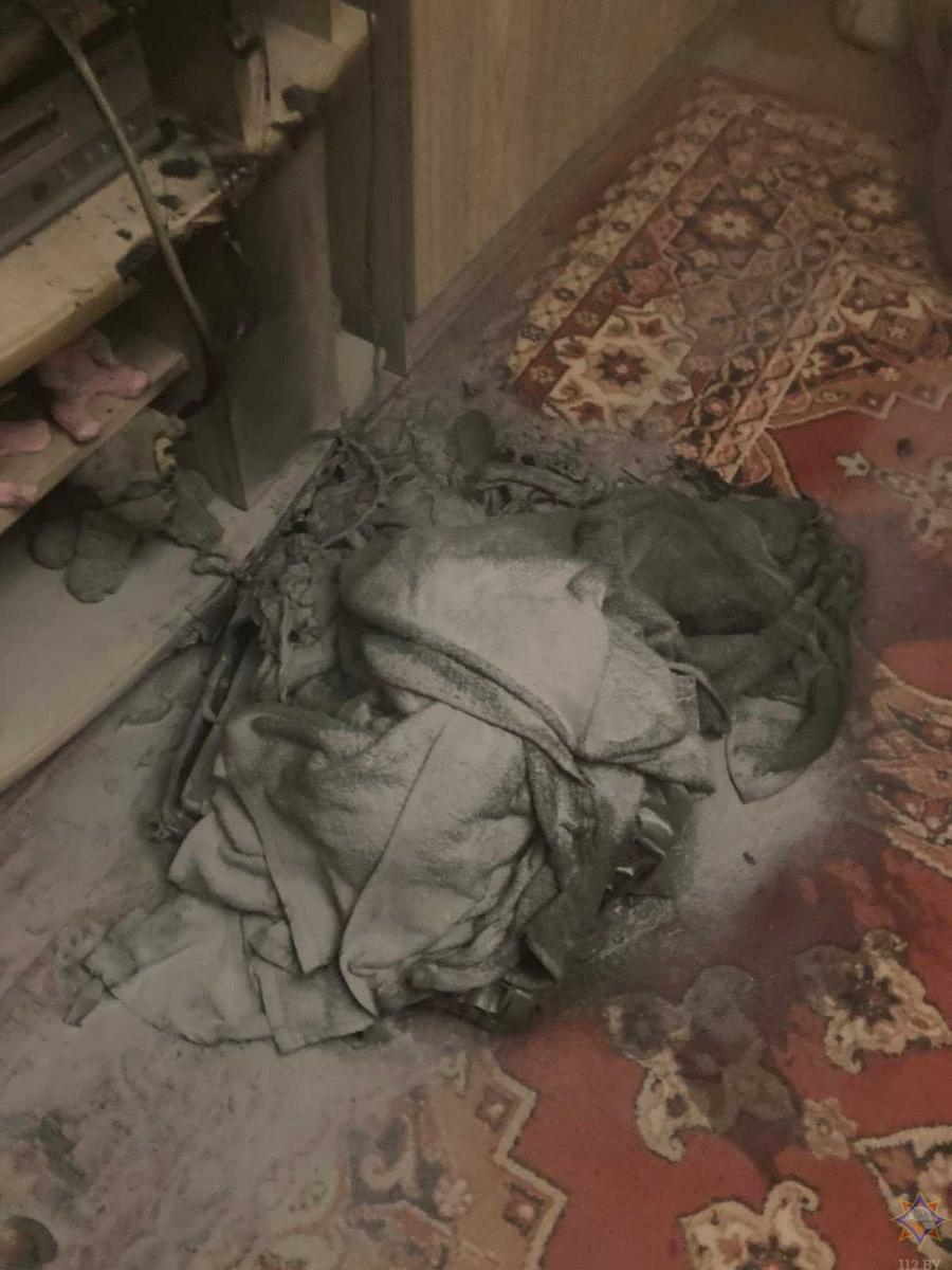 Горящая свеча привела к пожару в квартире в Могилеве