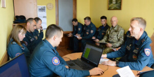 Чемпионат по стрельбе из табельного оружия среди работников МЧС проходит в Могилеве