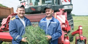 В Горецком районе идет первый укос: темпы и качество на высоте