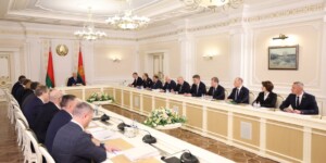 «Где, кто и на каких условиях». Лукашенко поручил отрегулировать правила предоставления и выкупа арендного жилья