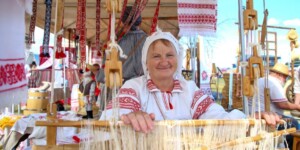 12 мастеров Могилевской области вступили в Белорусский союз мастеров народного творчества