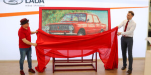 Уникальная презентация картины из монет прошла в Могилеве. Фото