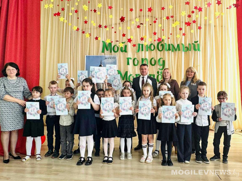 Александр Горошкин провел встречу с коллективом средней школы № 27 г. Могилева