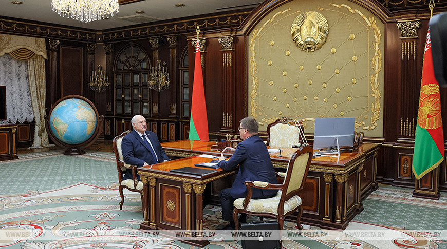 Лукашенко: «Профсоюзы должны быть мощной базой для поддержания стабильности в белорусском обществе» 