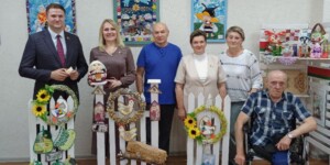 Депутаты подарили вдохновение: завершился благотворительный проект «Дарю бусинку — дарю улыбку»