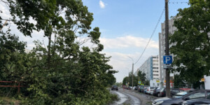 Ликвидировать последствия непогоды помогают военнослужащие внутренних войск МВД