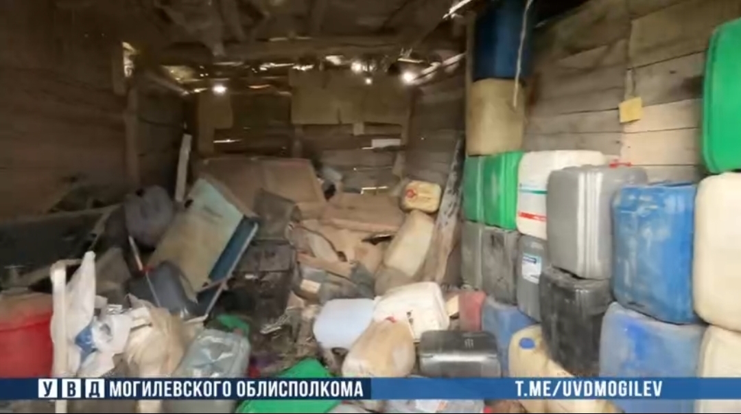 В Горецком районе механизатор сливал топливо с трактора – похищенное вернули предприятию