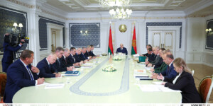 Лукашенко потребовал обеспечить доступность торговли в сельской местности