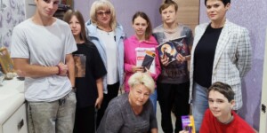 Могилевские медики помогли школьникам собраться к новому учебному году