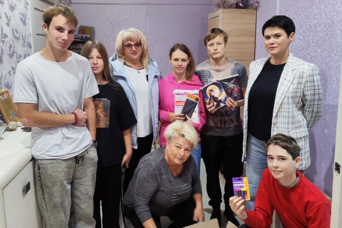Могилевские медики помогли школьникам собраться к новому учебному году