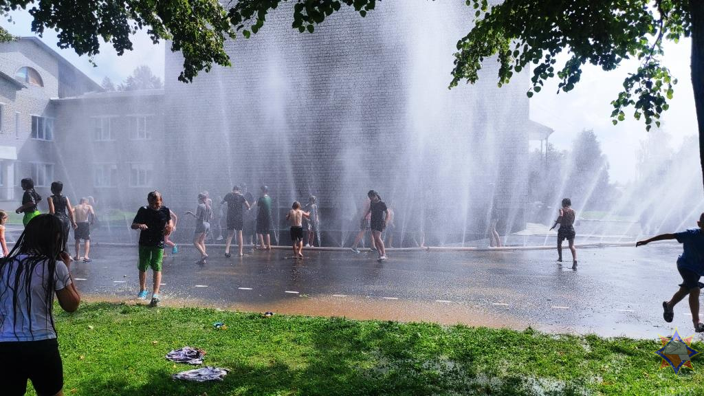 В летнем лагере «Купалинка» прошло мероприятие под девизом «Безопасные каникулы!»