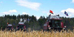 Милиция помогает аграриям убирать урожай