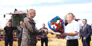 Милиционеры-комбайнеры — в числе первых тысячников