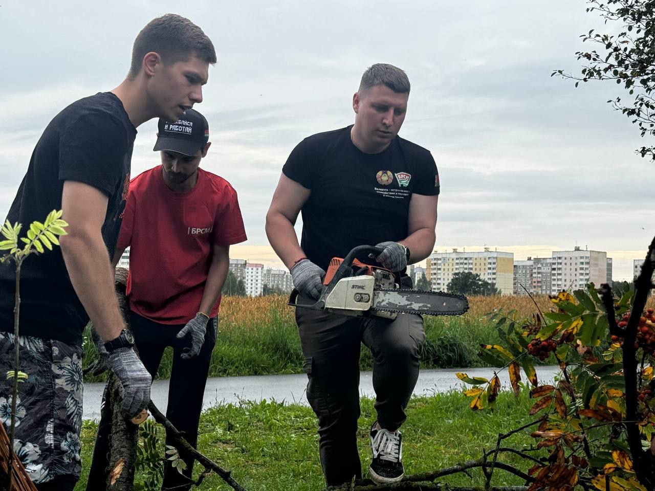 Активисты БРСМ всегда готовы прийти на помощь