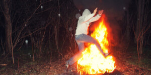 Прыжки через костер в Бобруйском районе закончились ожогами и больницей