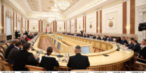 Лукашенко ориентирует на единую стратегию формирования исторической памяти