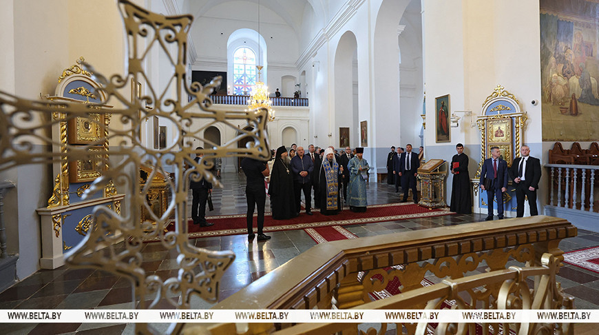 Лукашенко о религиозных центрах: надо понемножку помогать всем, чтобы сохранить мир и покой в Беларуси