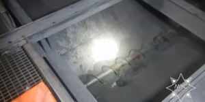 В Могилеве спасатели освободили мужчину, зажатого в дробильной камере