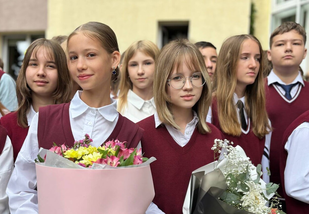 Торжественная линейка, посвященная Дню знаний, прошла в УО «Могилевский государственный областной лицей Nº3»