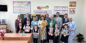 Праздник доброты и заботы: сенатор Константин Сиротин поздравил воспитанников мстиславской школы-интерната с Днем знаний 