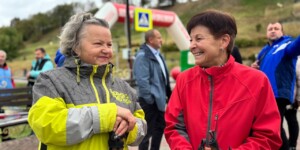 «Шаг к долголетию»: в Могилеве прошел марафон по скандинавской ходьбе