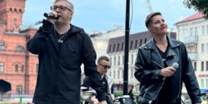 Атмосферу праздника подарил могилевчанам в День народного единства кавер-бэнд «Еноты»