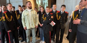 Влад «БЕЛАЗ» Ковалев посетил Музей Славы Могилевщины. Фото