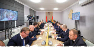 Лукашенко провел совещание по ключевым вопросам развития птицеводческой отрасли