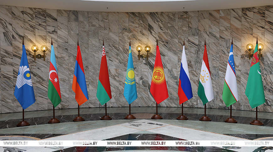 Лукашенко направился с рабочим визитом в Таджикистан